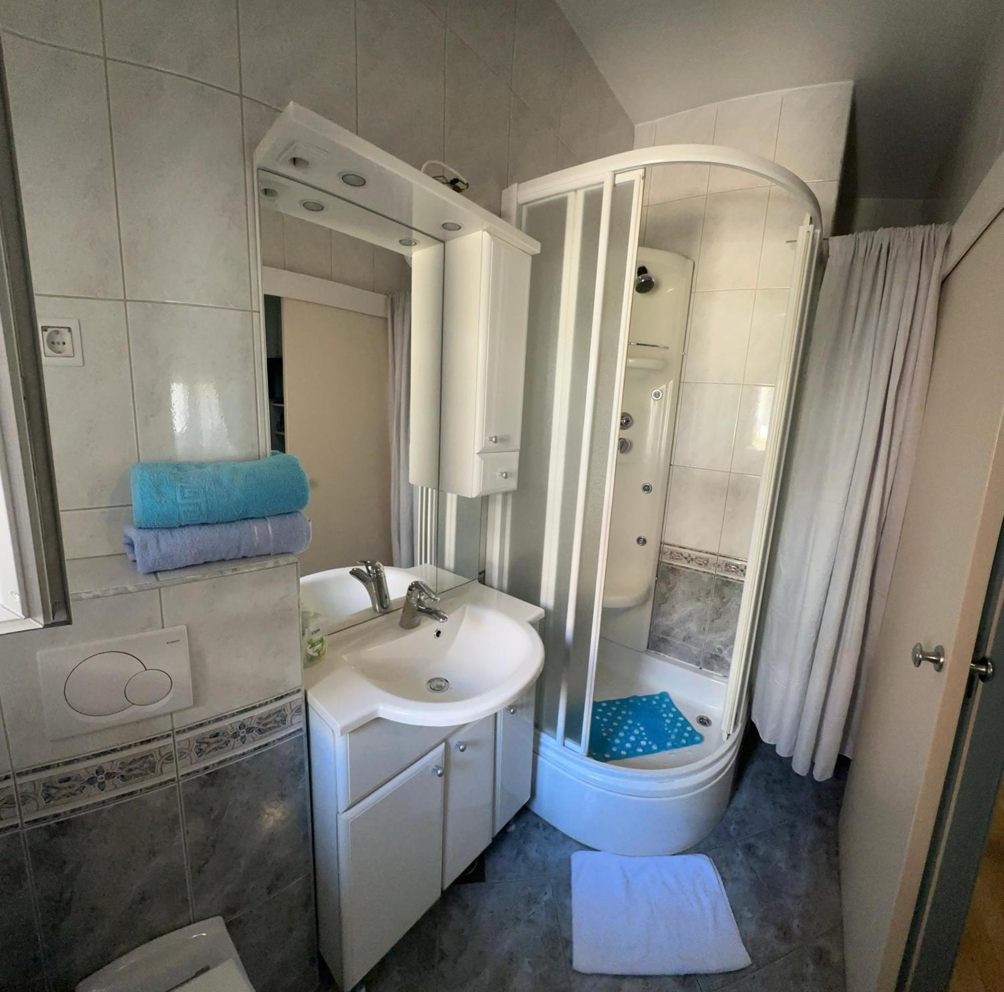 Vs Rooms Split Eksteriør billede