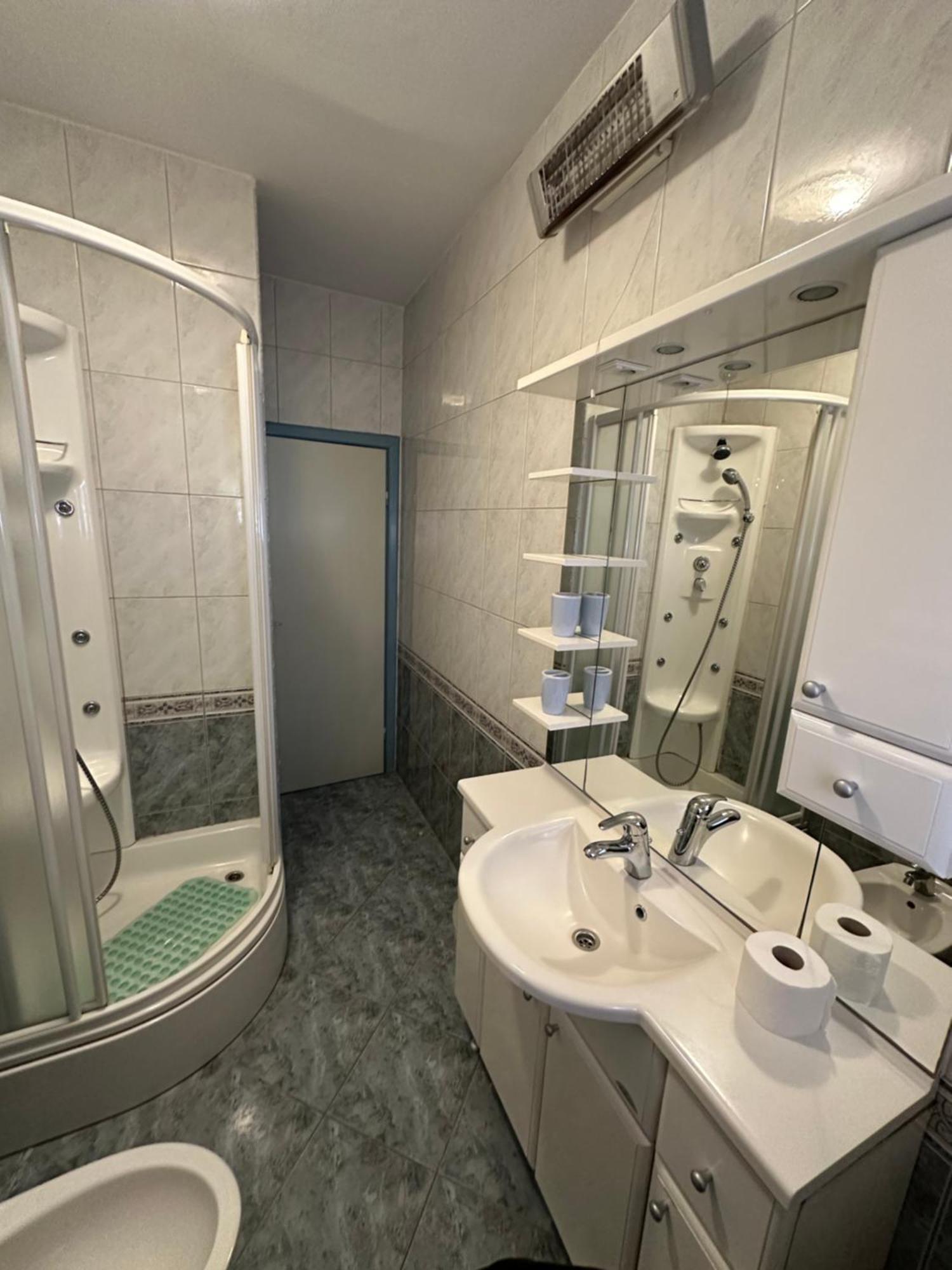 Vs Rooms Split Eksteriør billede