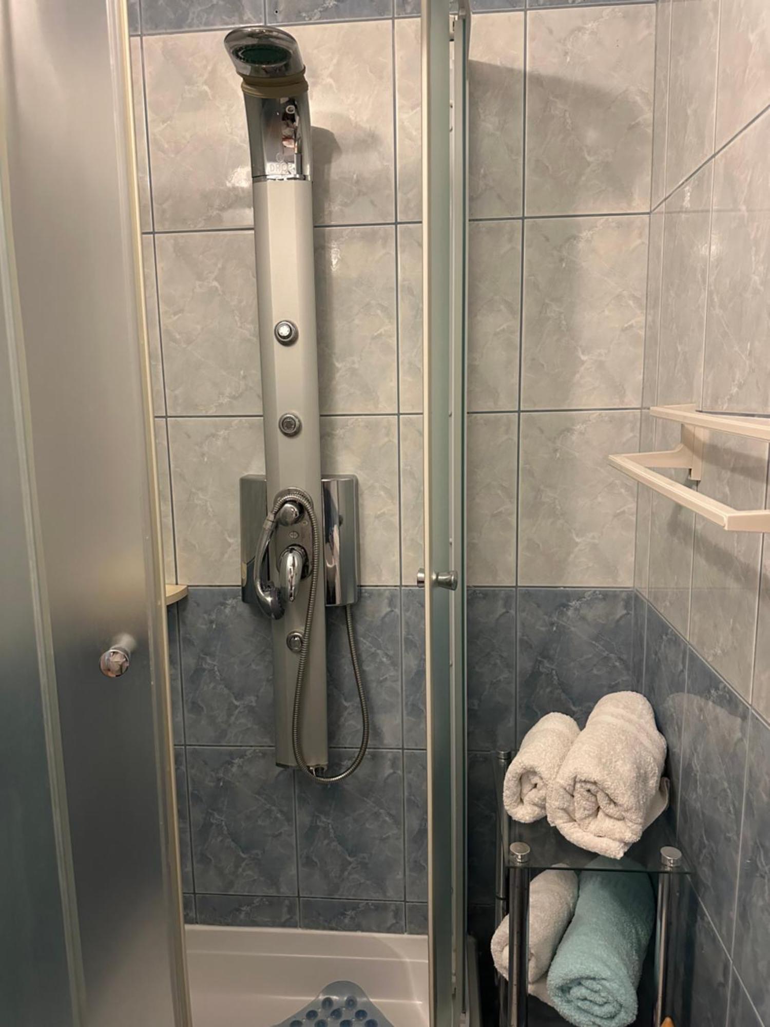Vs Rooms Split Eksteriør billede